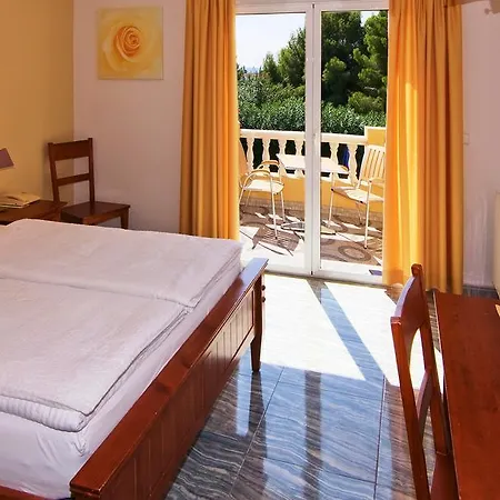 Montemar * ベニッサ