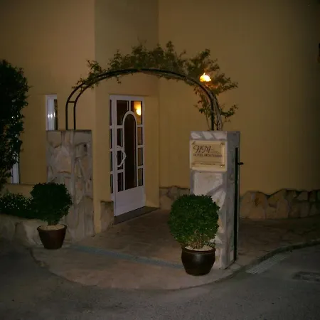 Montemar Hotel *